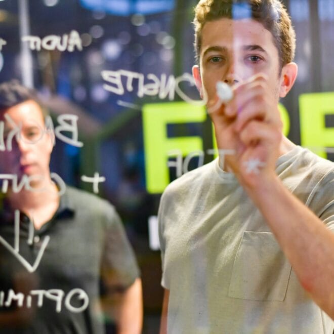 Princípios Cristãos e Livre Mercado: Justiça, Caridade e Transformação